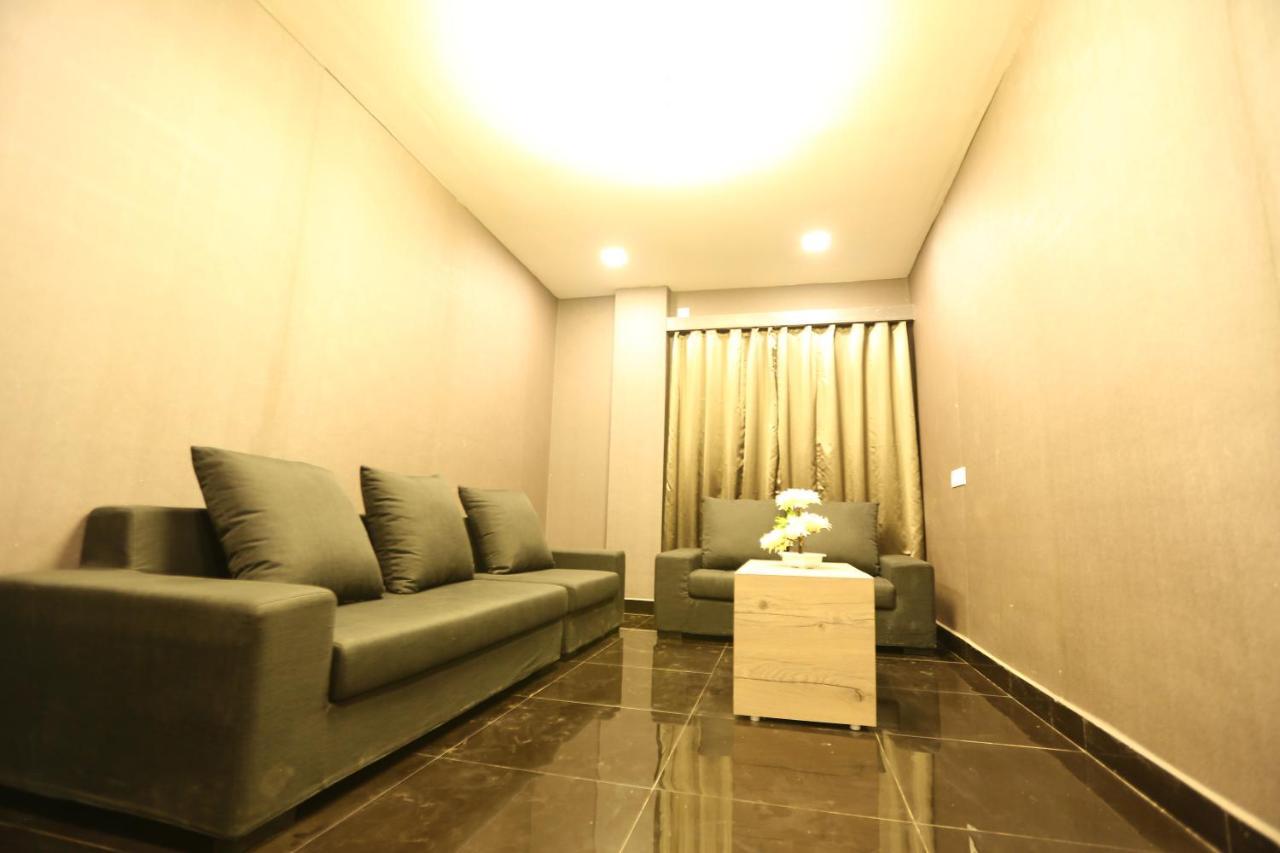 Mehar Inn Hotel كارايكودي المظهر الخارجي الصورة
